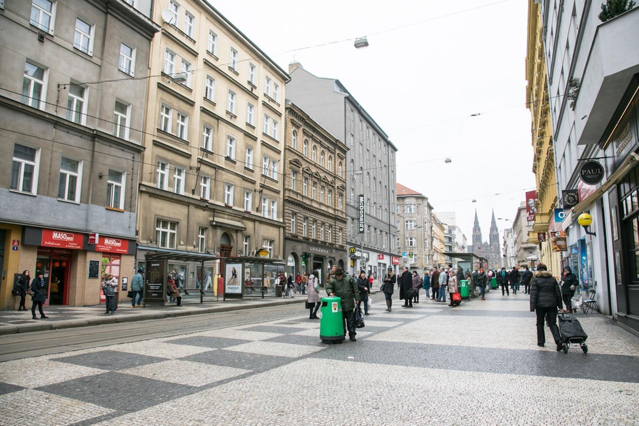 Welcome Apartments On Lublanska プラハ エクステリア 写真