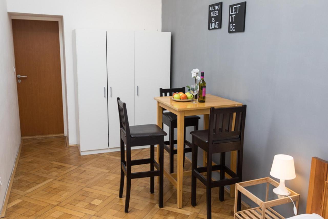 Welcome Apartments On Lublanska プラハ エクステリア 写真